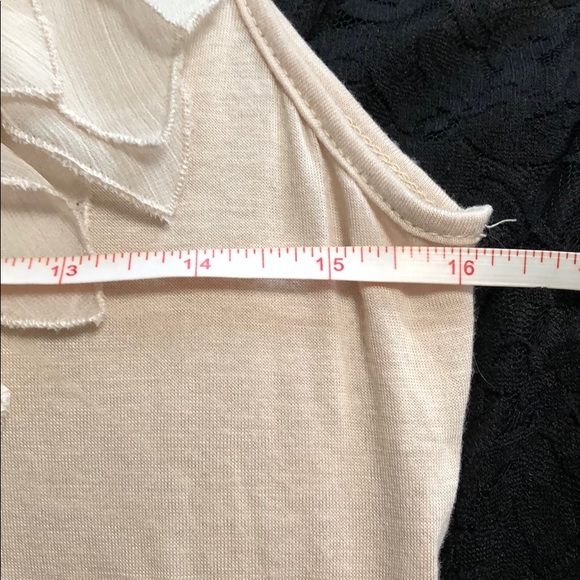 Boho Style Top with Tulle Petals at Neckline - Picture 4 of 4